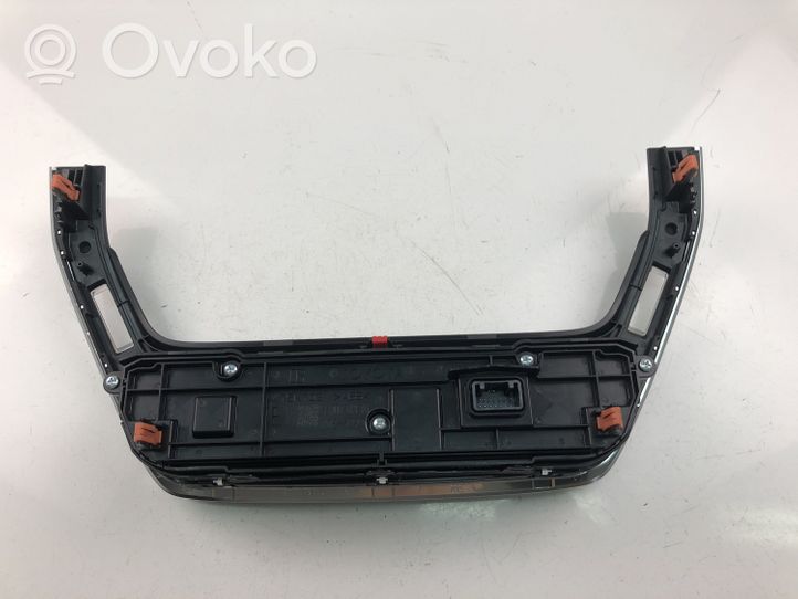 Toyota Corolla E160 E170 Oro kondicionieriaus/ klimato/ pečiuko valdymo blokas (salone) 5590002E10