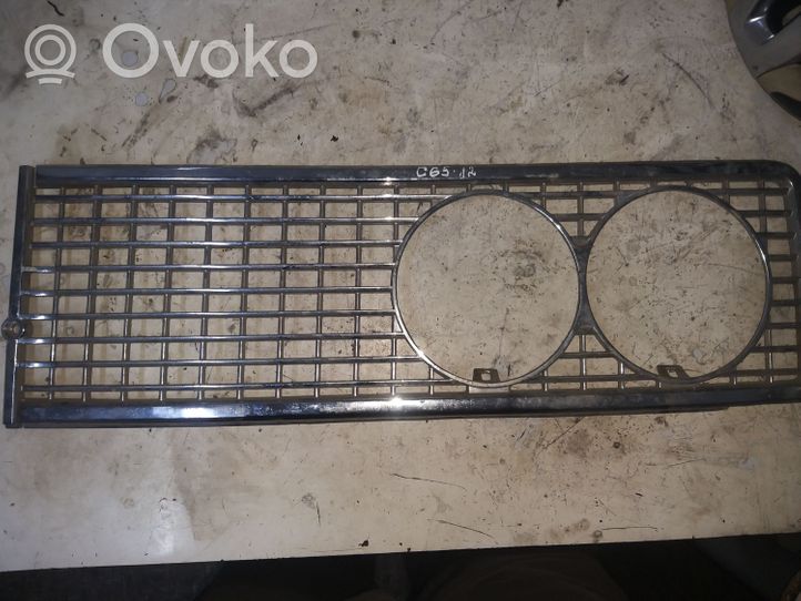 Lada 2110 Grille de calandre avant 8401012