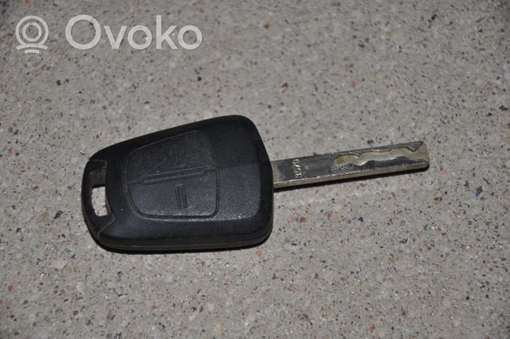 Opel Vectra C Ignition key/card 