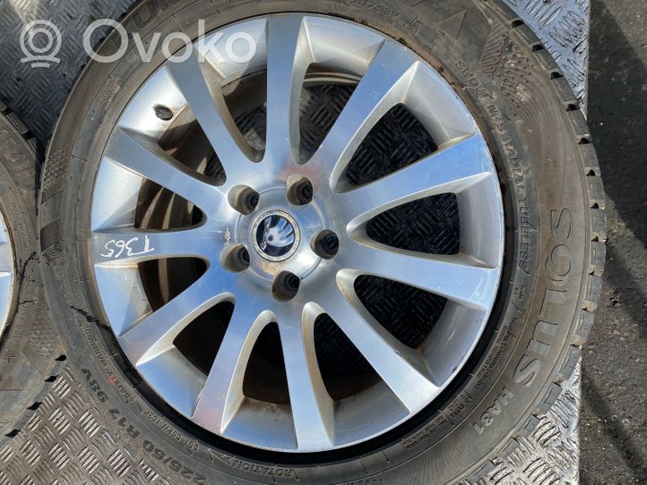 Skoda Yeti (5L) Felgi aluminiowe R17 5L0601025N