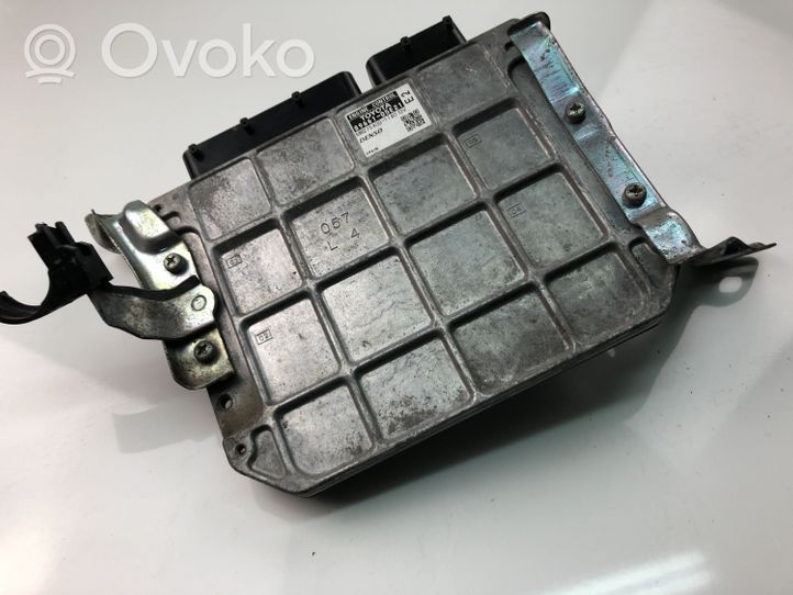 Toyota Avensis T270 Sterownik / Moduł ECU 8966105E21