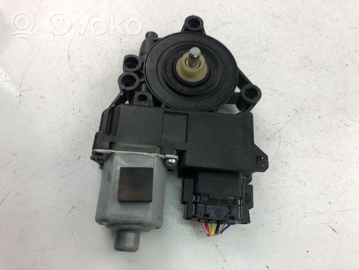 KIA Sorento Front door window regulator motor 834602P010