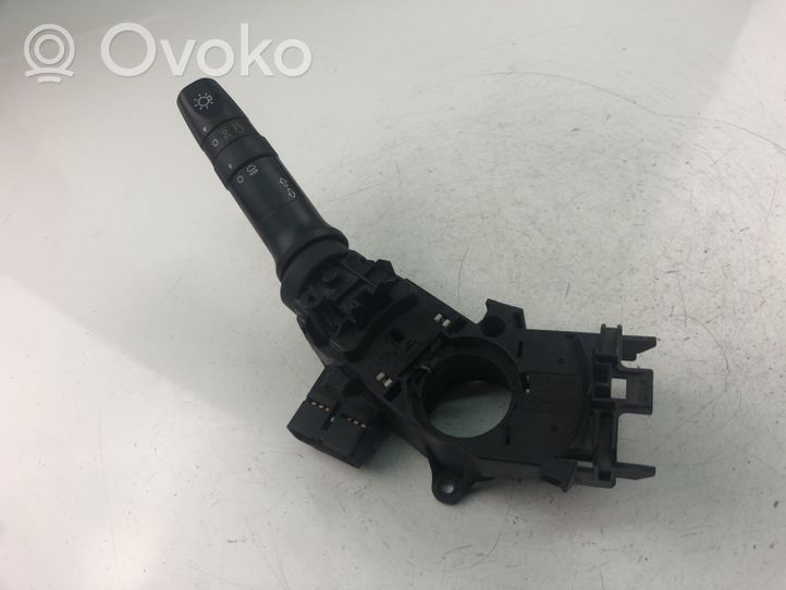 KIA Picanto Leva/interruttore dell’indicatore di direzione e tergicristallo 934101R520