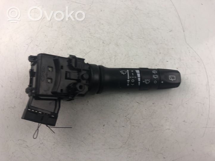 KIA Picanto Leva/interruttore dell’indicatore di direzione e tergicristallo 934204L760