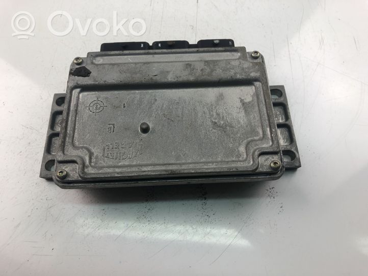 Citroen C5 Moottorin ohjainlaite/moduuli 9653962780