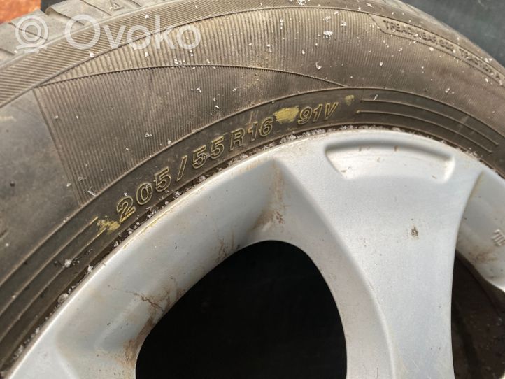 KIA Venga R16 alloy rim 529101P100