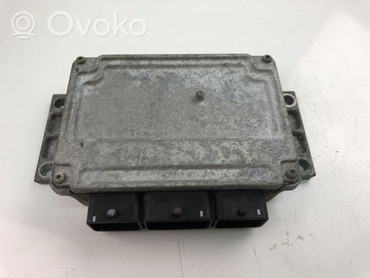 Peugeot 307 Dzinēja vadības bloks 9647494880