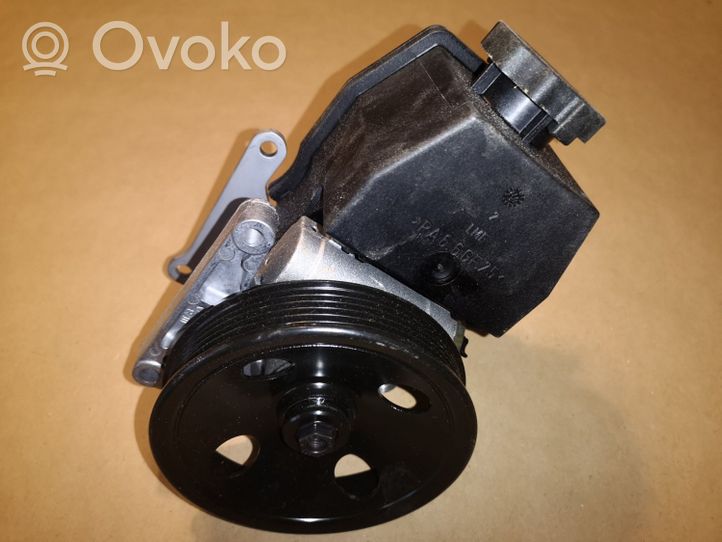 Mercedes-Benz Vito Viano W638 Pompe de circulation d'eau A0024662501