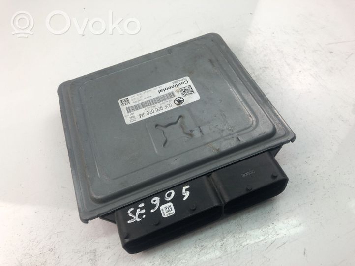 Skoda Rapid (NH) Calculateur moteur ECU 03F906070JM