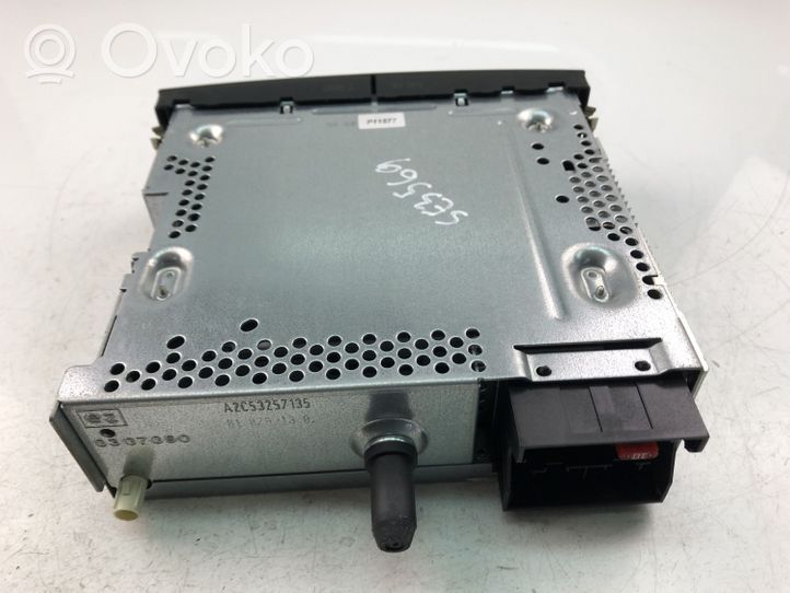 Peugeot Partner Radio / CD-Player / DVD-Player / Navigation 98032839XT00