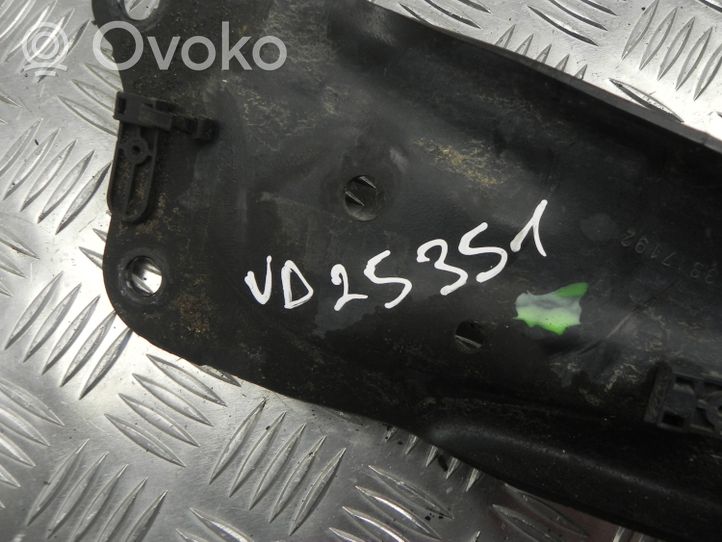 Volkswagen PASSAT B8 Braccio di controllo sospensione posteriore superiore/braccio oscillante 5Q0505225C