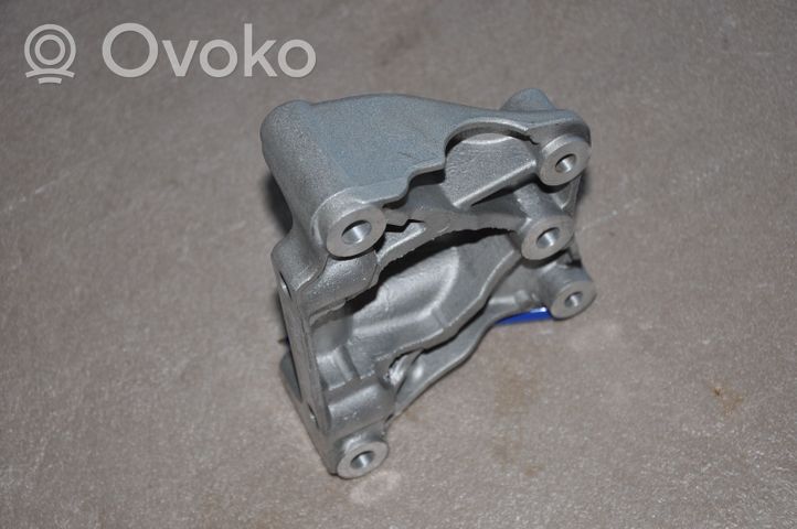 Chrysler Pacifica Soporte de montaje del motor (Usadas) 04893414AD