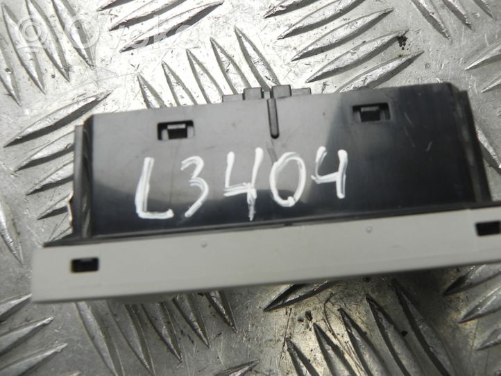 Volvo XC60 Muut kytkimet/nupit/vaihtimet 31481439