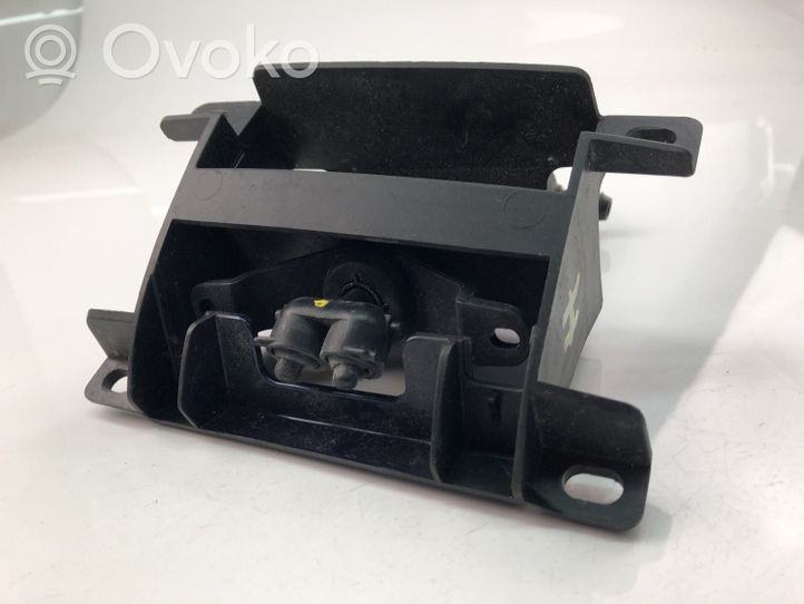 Volkswagen Touareg I Pompe lave-phares 7L6955978