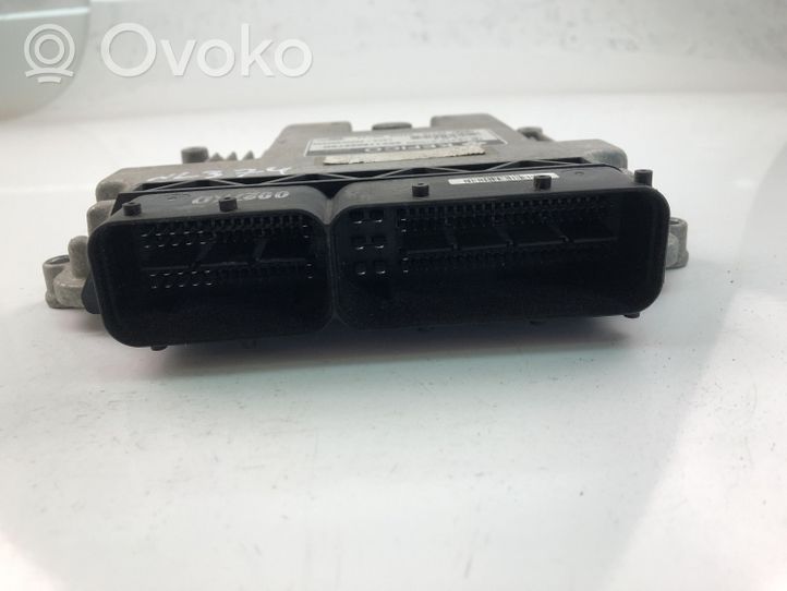 KIA Picanto Variklio valdymo blokas 3911504205