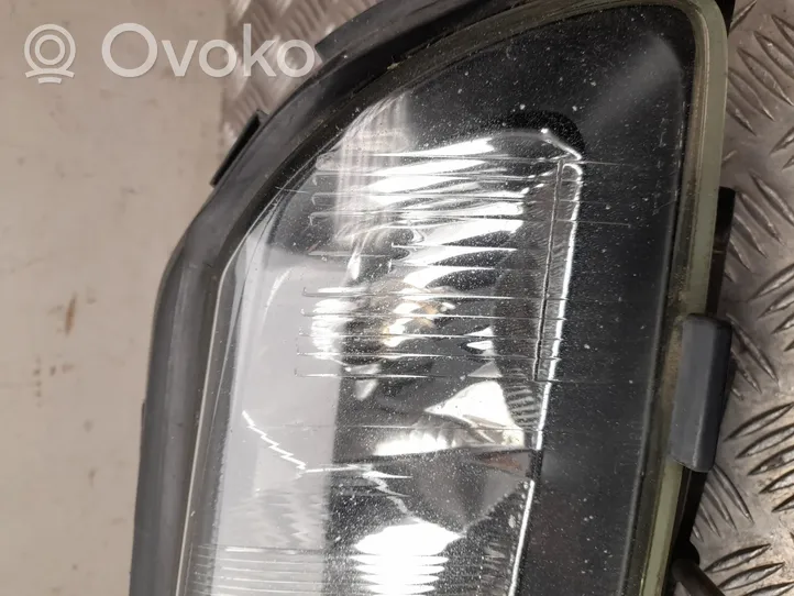 Volvo V70 Lampa przednia 89007898