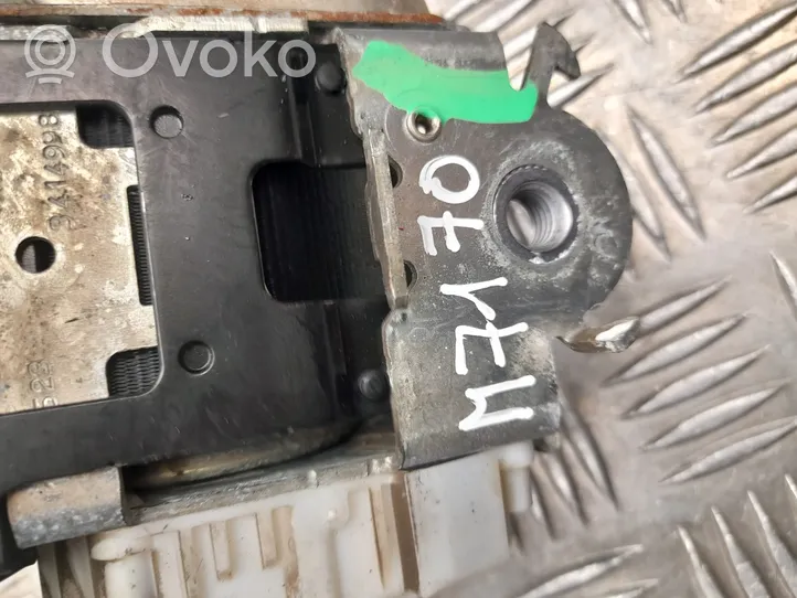 Nissan Qashqai J12 Pas bezpieczeństwa fotela przedniego 868856UA0A