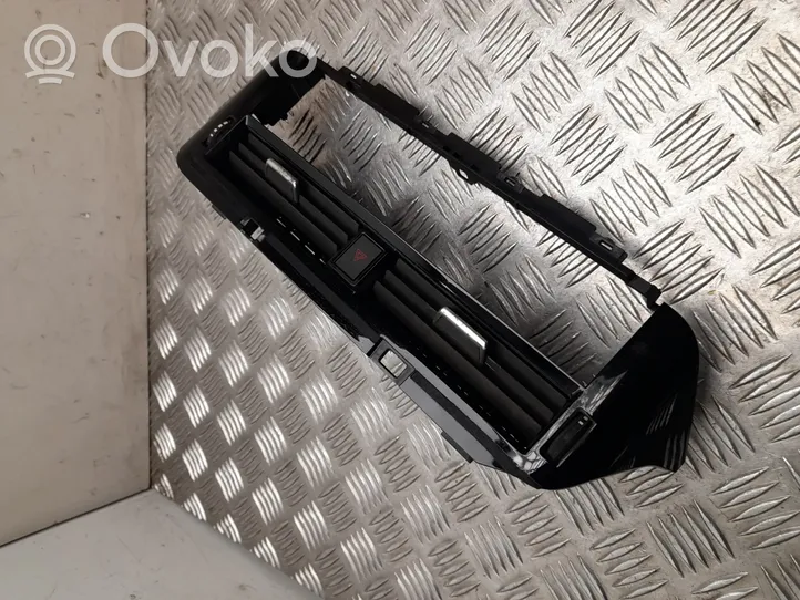 Nissan Qashqai J12 Grille d'aération arrière 687516UA0A