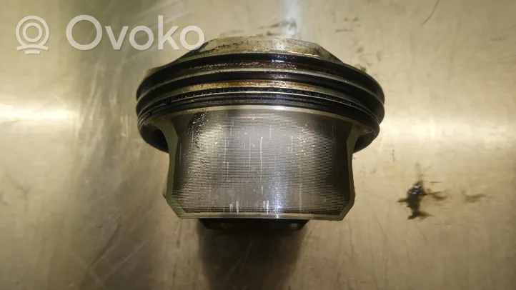 BMW 1 E81 E87 Piston avec bielle 11257551550