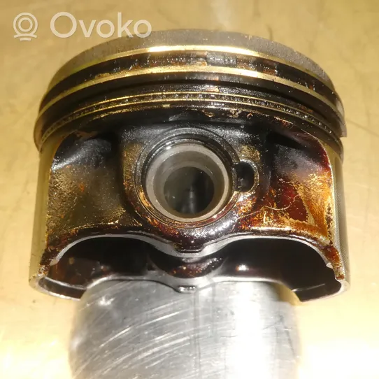 Volkswagen Golf VI Piston avec bielle CAX