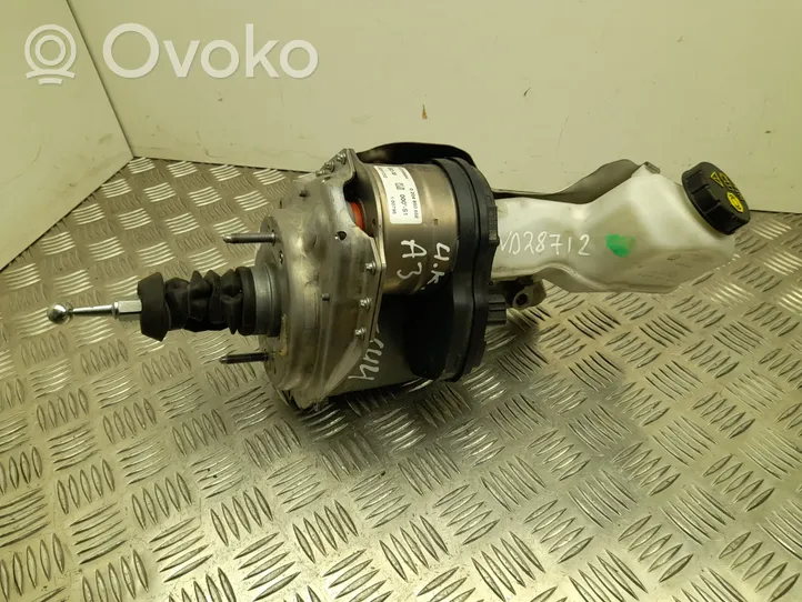 Audi A3 8Y Główny cylinder hamulca 5WC614105AB