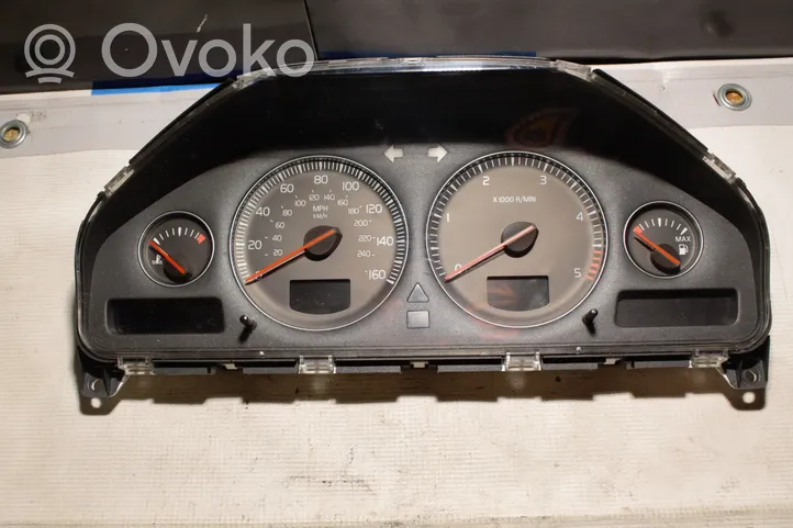 Volvo XC90 Nopeusmittari (mittaristo) 30746111