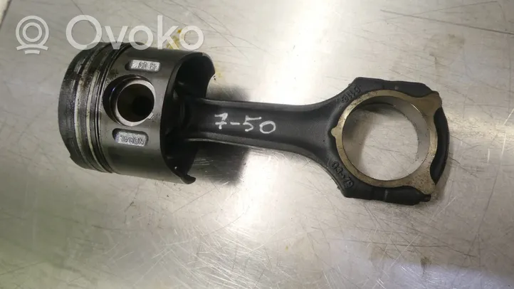 Mercedes-Benz ML W163 Piston with connecting rod 612963