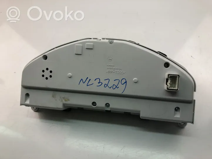 Volvo S60 Tachimetro (quadro strumenti) 31343325AA