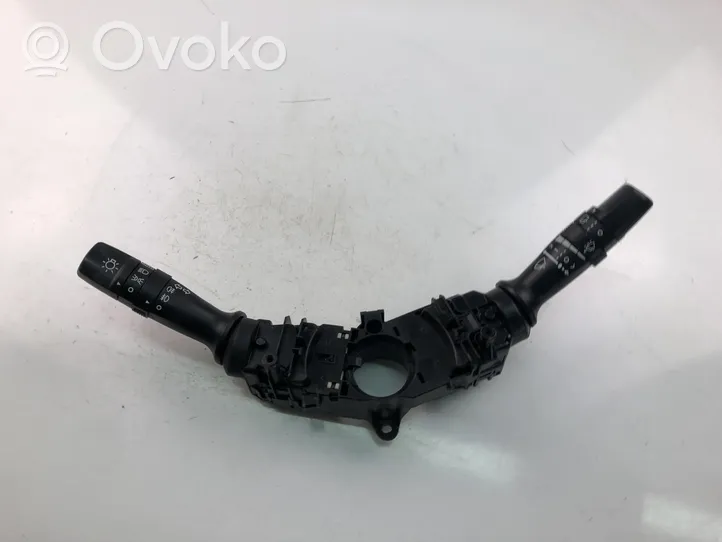 Hyundai ix35 Interruptor/palanca de limpiador de luz de giro 3753MA2210