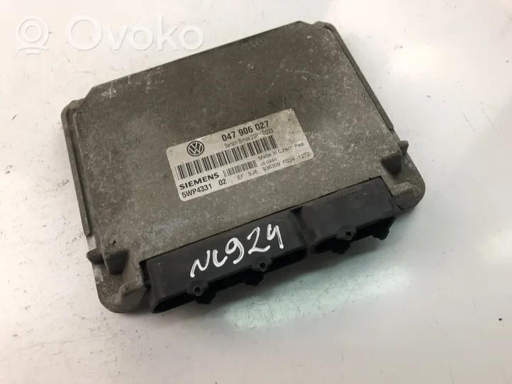 Volkswagen Lupo Variklio valdymo blokas 047906027