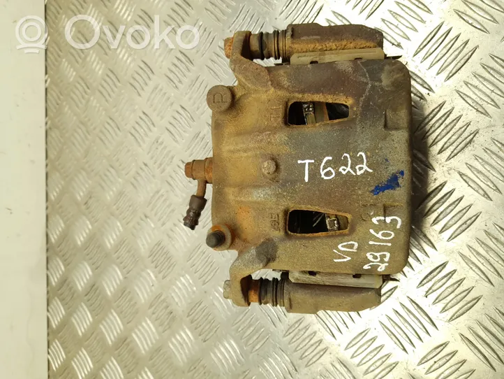 Nissan Leaf I (ZE0) Front brake caliper 16D