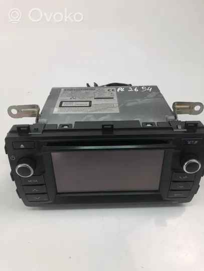 Toyota Auris E180 Unidad delantera de radio/CD/DVD/GPS 8614002010