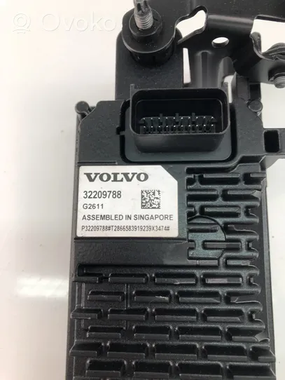 Volvo XC60 Centralina/modulo telecamera 32209788