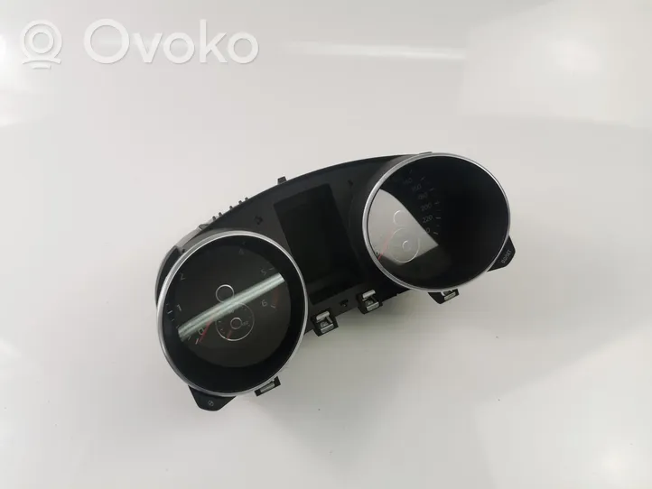 Volkswagen Golf VI Speedometer (instrument cluster) 5K0920871A