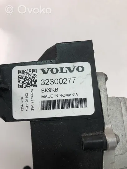 Volvo S90, V90 Sulakemoduuli 32300277