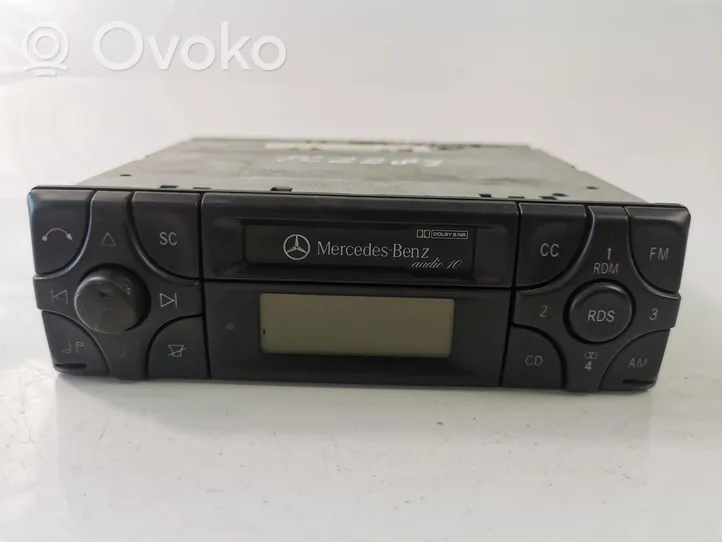 Mercedes-Benz E W210 Radio/CD/DVD/GPS-pääyksikkö A2108200986