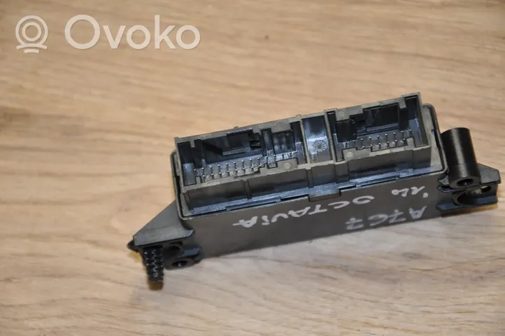 Skoda Octavia Mk3 (5E) Sterownik / Moduł parkowania PDC 5Q0919283B
