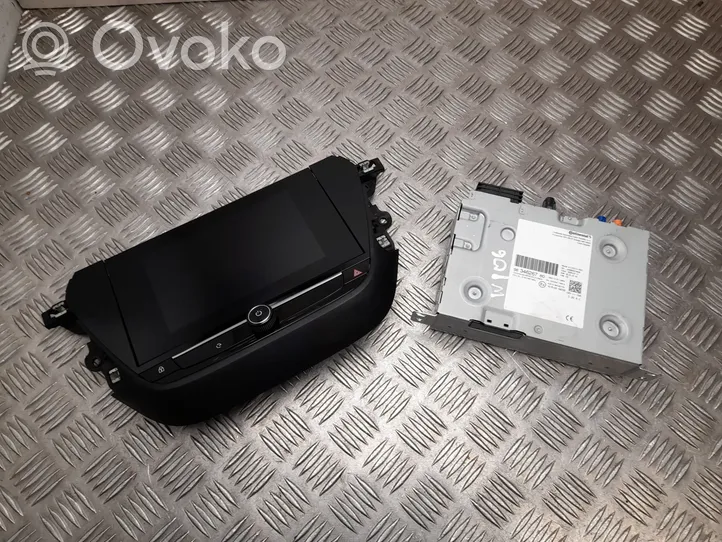 Opel Corsa F Radio/CD/DVD/GPS-pääyksikkö 9834626780