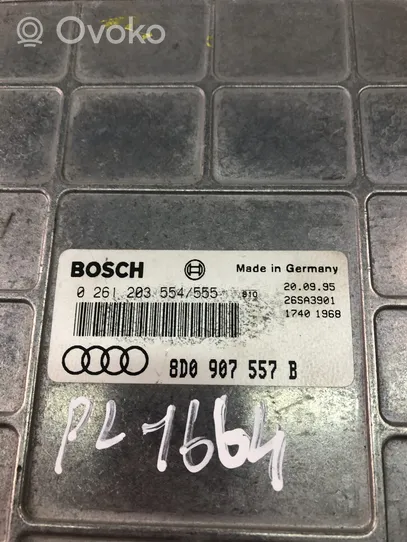 Audi A4 S4 B5 8D Moottorin ohjainlaite/moduuli 8D0907557B