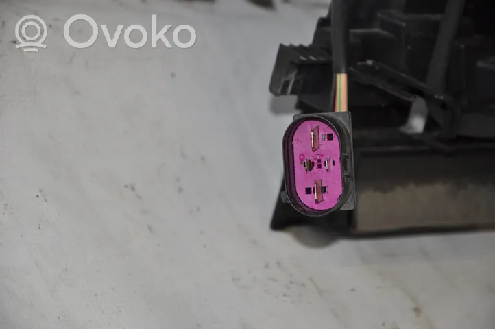 Skoda Octavia Mk3 (5E) Osłona wentylatora chłodnicy 5Q0121205S
