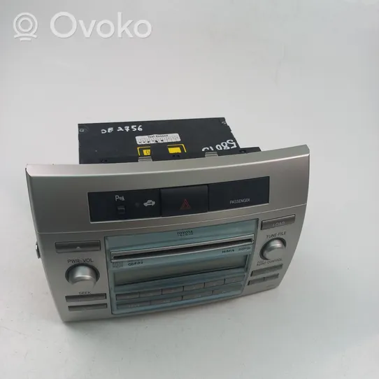 Toyota Corolla Verso AR10 Radio/CD/DVD/GPS-pääyksikkö 861200F040