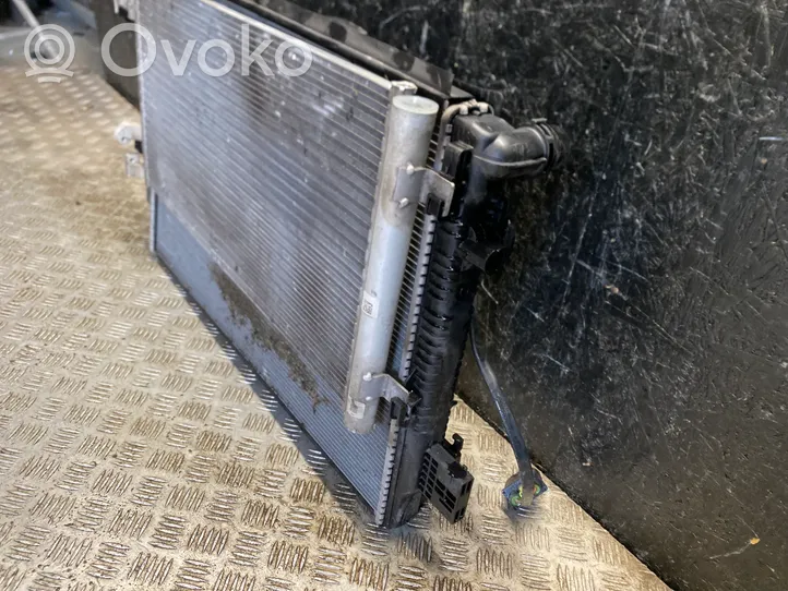 Volkswagen Polo VI AW Radiateur de refroidissement 2Q0121253N