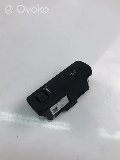 Volvo XC60 Tailgate opening switch P31443873