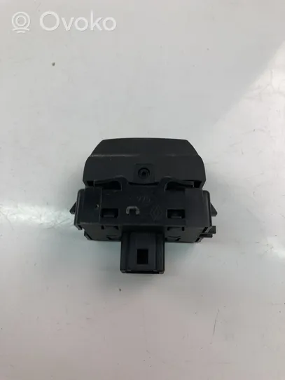 Renault Trafic III (X82) Seat heating switch 253508347R