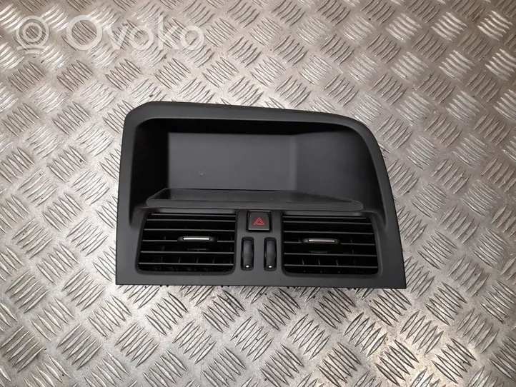 Volvo XC60 Centrālais gaisa ventilācijas režģis 30791738