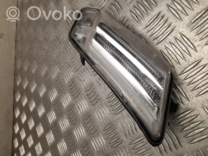 Volvo XC60 Lampa przednia 31290873