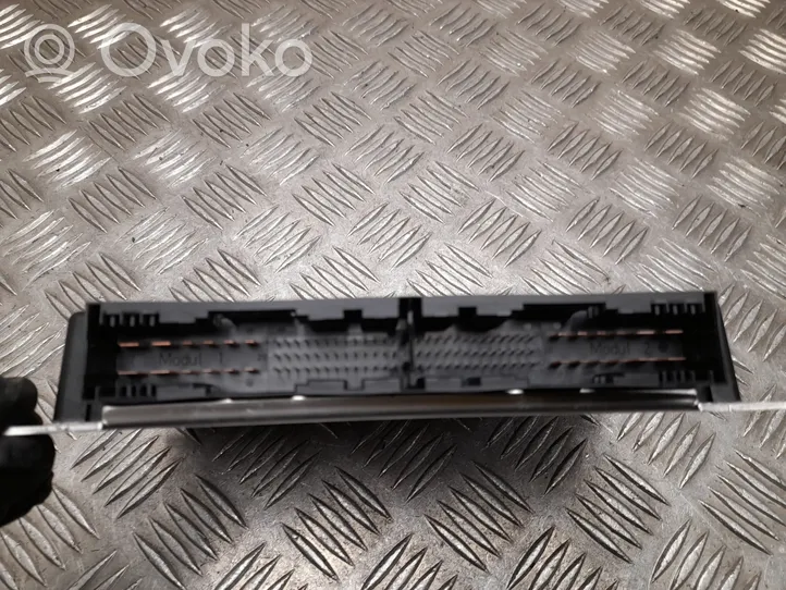 BMW 7 G11 G12 Piekares vadības bloks 6889573