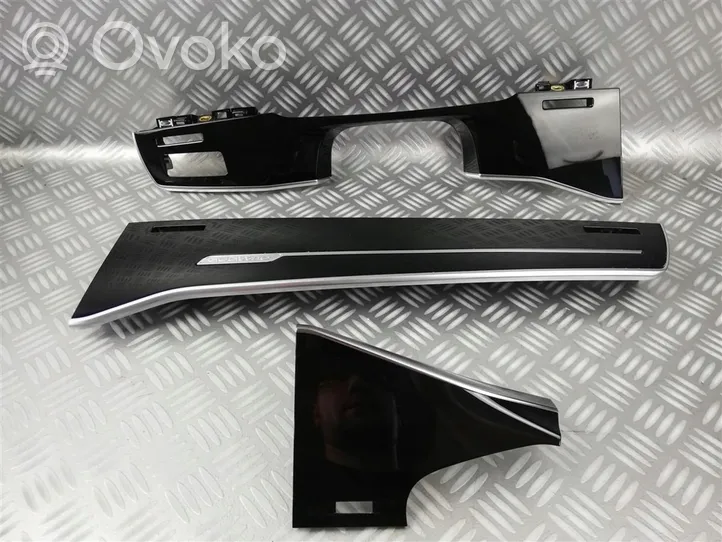 Audi A8 S8 D5 Rivestimento del pannello 4M8857238B