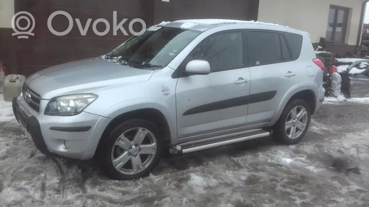 Toyota RAV 4 (XA30) Inne fotele 