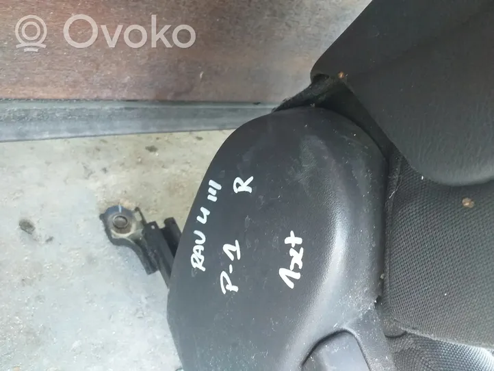 Toyota RAV 4 (XA30) Kita (-os) sėdynė (-ės) 